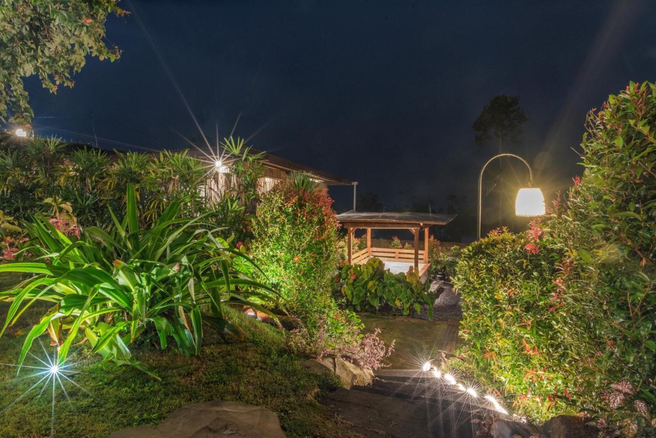 Kayukopi Villa Munduk Екстериор снимка