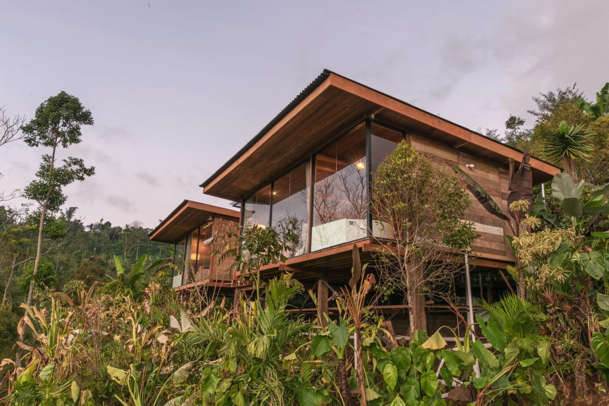 Kayukopi Villa Munduk Екстериор снимка