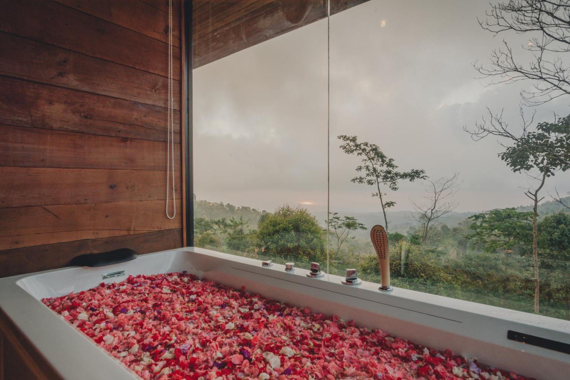 Kayukopi Villa Munduk Екстериор снимка